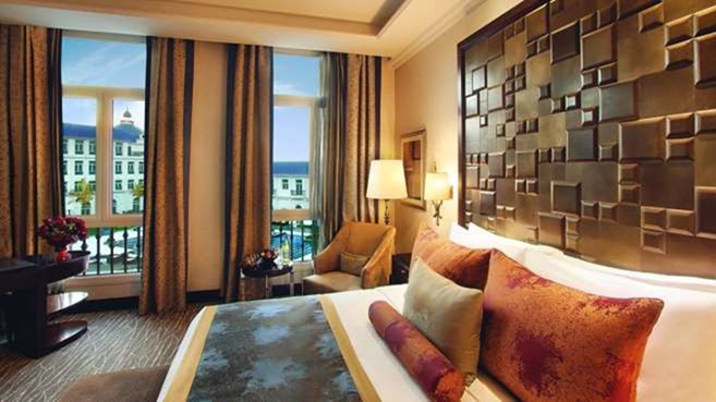 Royal Maxium Kempinski - Delux Room